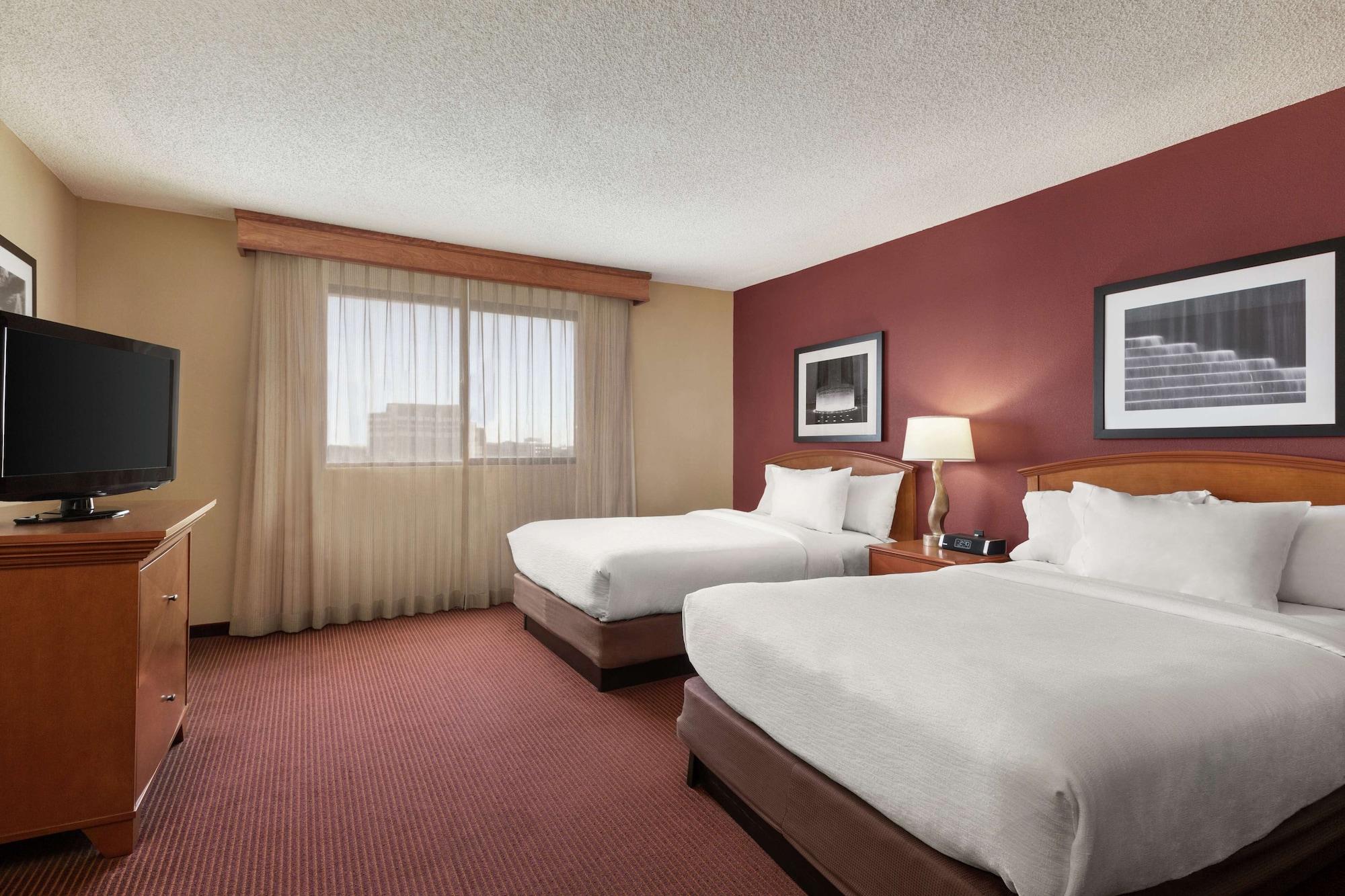 Embassy By Hilton International Airport 3* Kansas City